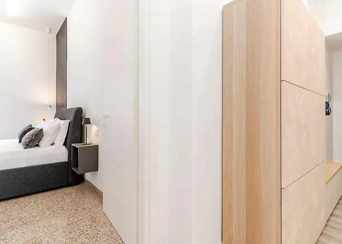 The Mazzini * 科森扎